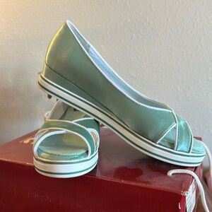 LAST CHANCE - BC Footwear wedge - Adorable!
